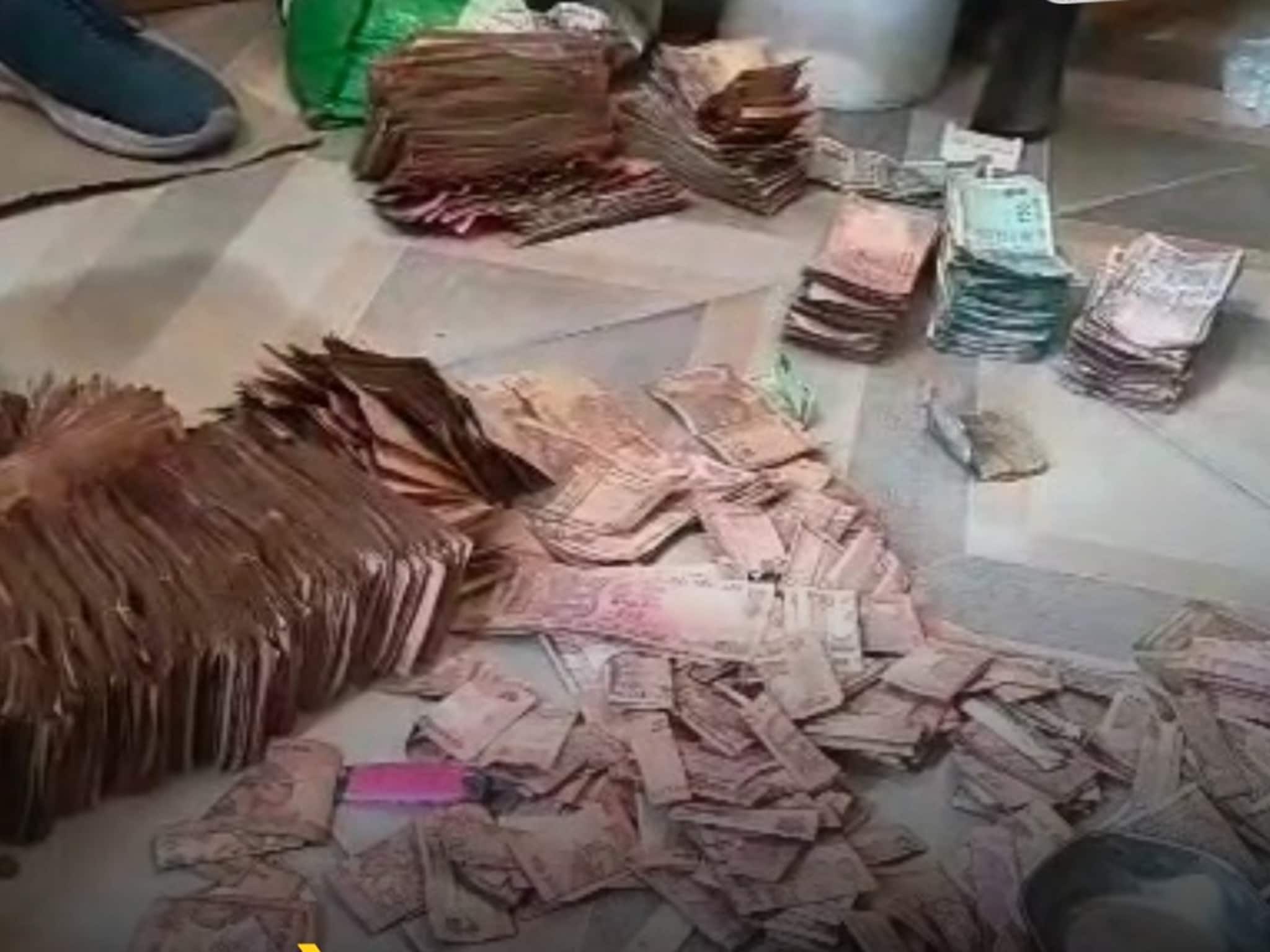 সবাই জানত তিনি ভিক্ষুক, সেই মহিলার কাছ থেকেই যা পাওয়া গেল! তাজ্জব হয়ে গেল সবাই! ম্যাঙ্গালোরের ঘটনা শুনলে চোখ কপালে উঠবে আপনার