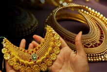 Gold Purchase In Diwali: দীপাবলিতে সোনা কিনতে চাইলে হলমার্কের পাশাপাশি এই বিষয়গুলিও অবশ্যই পরীক্ষা করে দেখুন, আপনি প্রতারিত হবেন না