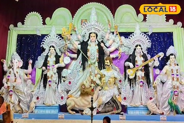 সীমান্ত শহরে সেরার সেরা তালিকায় রয়েছে এই পুজোগুলি, উপচে পড়ছে মানুষের ঢল, দেখুন একনজরে সীমান্ত শহরে সেরার সেরা তালিকায় রয়েছে এই পুজোগুলি, উপচে পড়ছে মানুষের ঢল, দেখুন একনজরে