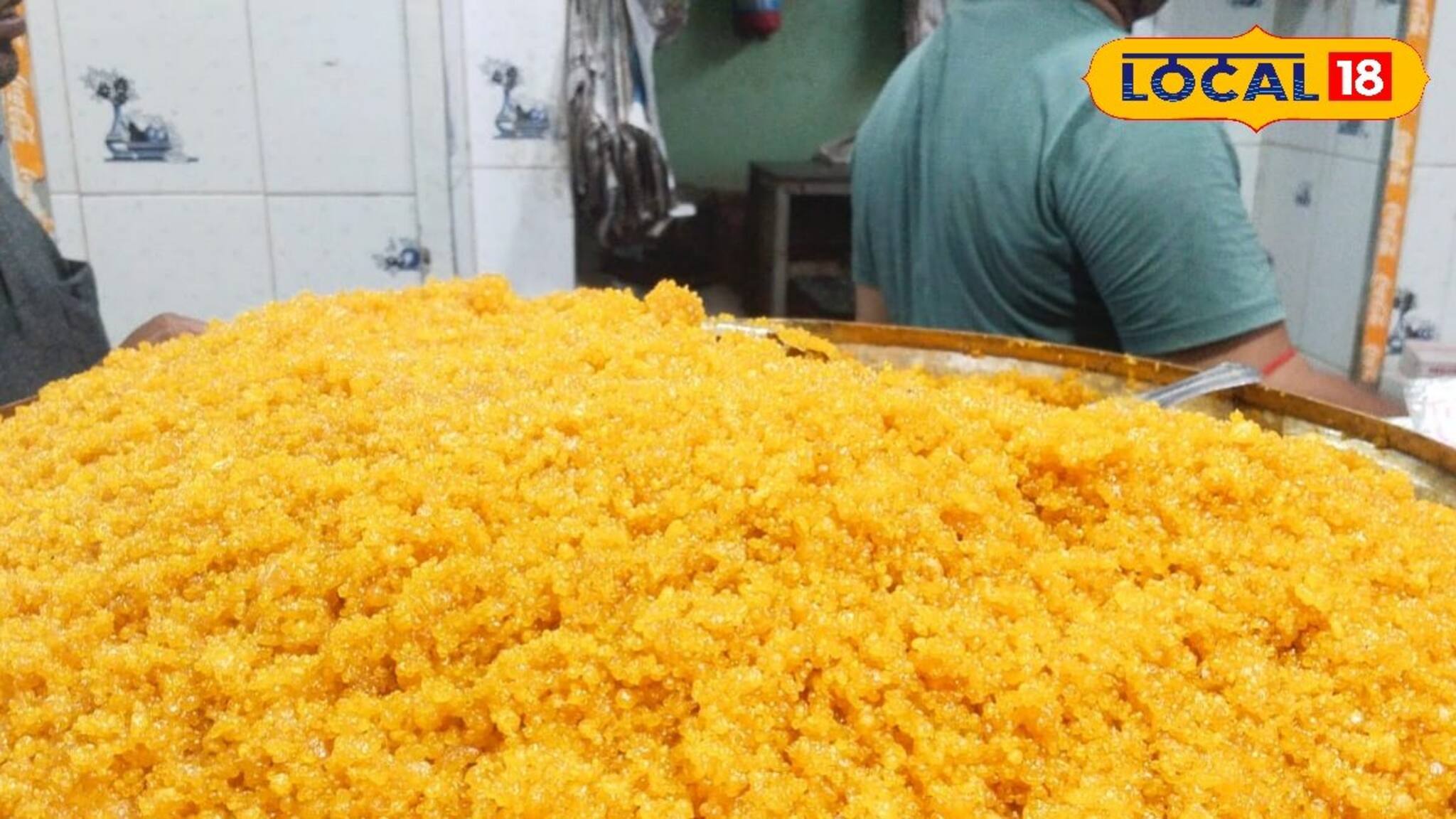 বিজয়া দশমীতে মিষ্টিমুখের পালা, মিষ্টির দোকানে উপচে পড়া ভিড়