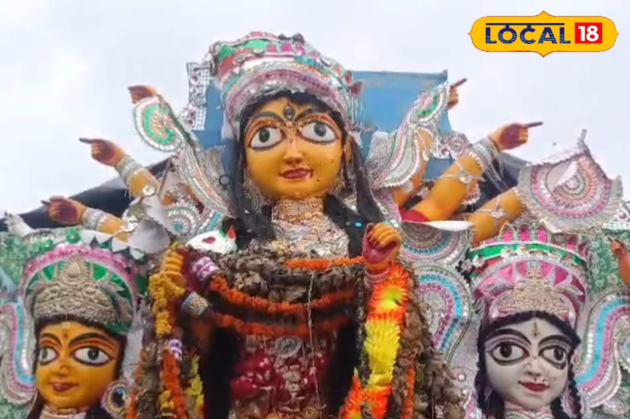 ৪২০ বছরের প্রথা! একাদশীতে ১২ ঘণ্টার যাত্রার পর জঙ্গিপুরে পেটকাটি দুর্গা প্রতিমা নিরঞ্জন