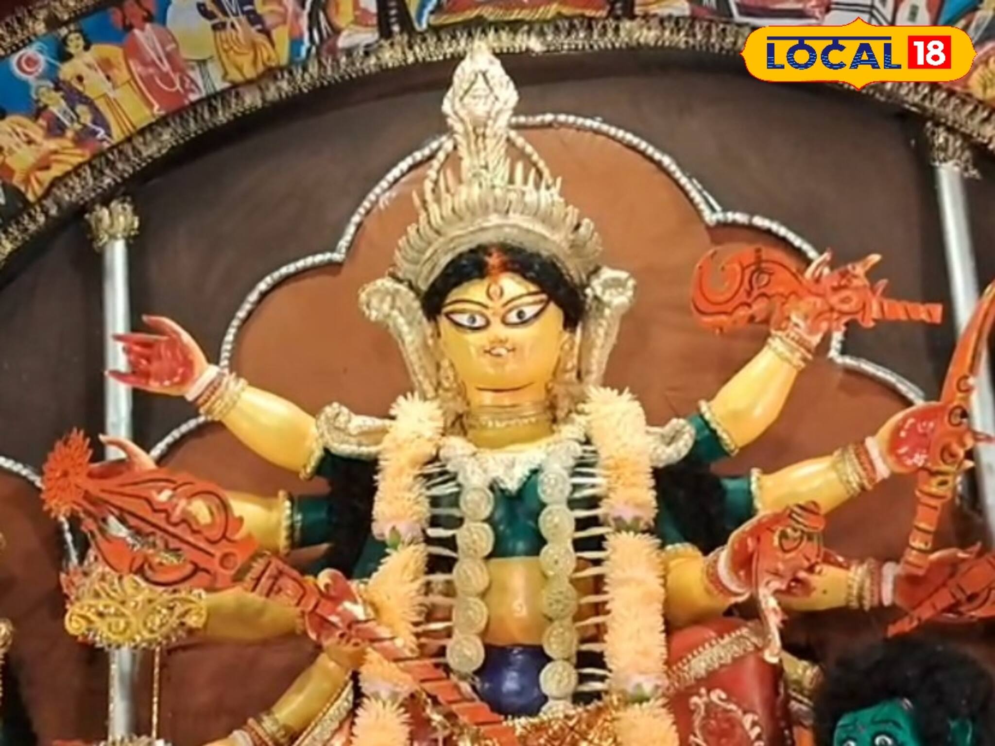সামনেই ভাসান, সিসিটিভি খুলে নিতেই মা দুর্গার ৫ লক্ষ টাকার গয়না হাওয়া, কোন এলাকায় হল ...