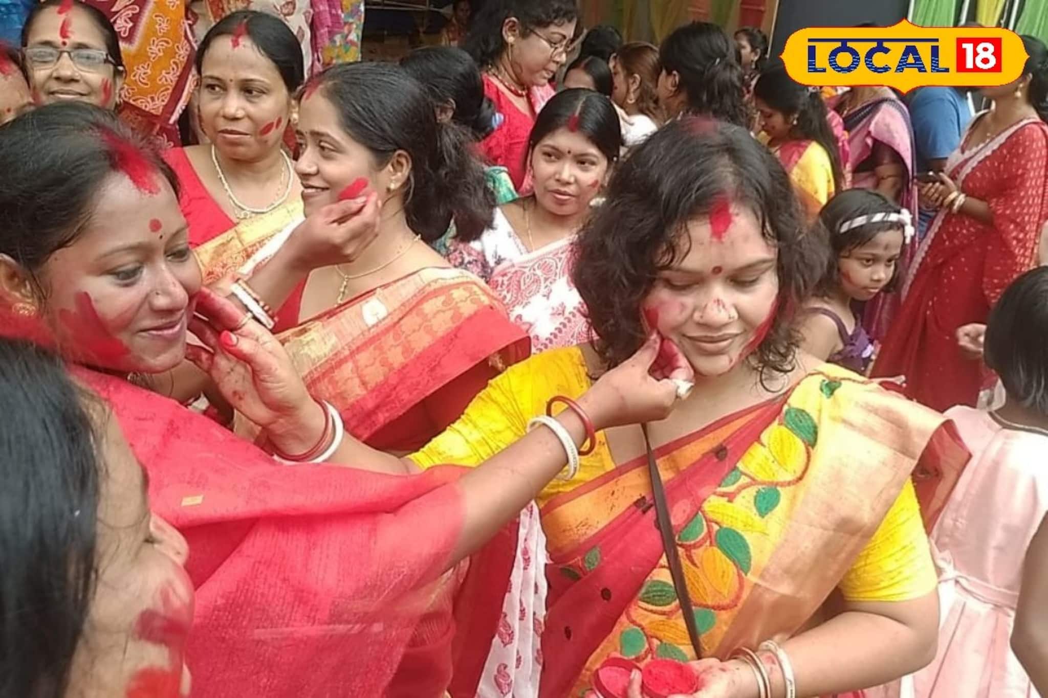 West Medinipur News: সিঁদুর খেলায় উমাকে বিদায়! পুজো শেষে মন ভারাক্রান্ত, শূন্যতায় পৃথিবী