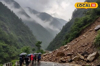প্রবল বর্ষণে বিপর্যস্ত নেপাল, ভূমিধস-আকস্মিক বন্যা ও রাস্তা বন্ধ! যাতায়াতে কড়াকড়ি
