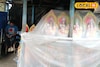 ধনদেবীর অপেক্ষা রাস্তার পাশে, আদর করে ঘরে তোলার লোক কোথায়? চিন্তায় বিক্রেতারা