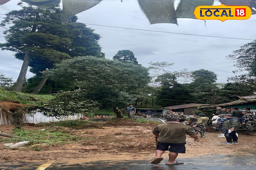 দার্জিলিং, ঋত্বিক ভট্টাচার্য : পাহাড়জুড়ে অবিরাম বৃষ্টিতে নেমে এসেছে ভয়াবহ বিপর্যয়। রাতভর বৃষ্টির জেরে একাধিক জায়গায় ধস নামায় বন্ধ হয়ে গেছে দার্জিলিংয়ের মূল যোগাযোগপথ। ন্যাশনাল হাইওয়ে-১০ (NH-10)-এর বিভিন্ন অংশে ধস নামায় সিকিম ও উত্তরবঙ্গের মধ্যে রাস্তাযোগ সম্পূর্ণ বিচ্ছিন্ন।