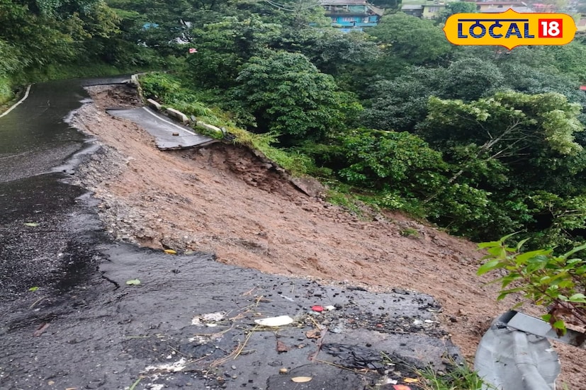 প্রকৃতির রুদ্ররূপে পাহাড় আজ আবারও থমকে গেছে। সেতু ভাঙা, রাস্তা ধসে পড়া, জলের তোড়ে বিচ্ছিন্ন হয়ে পড়া জীবন—সব মিলিয়ে উত্তরবঙ্গের পাহাড়ি জনজীবন যেন আজ এক প্রাকৃতিক পরীক্ষার মুখে। ছবি ও তথ্য : ঋত্বিক ভট্টাচার্য