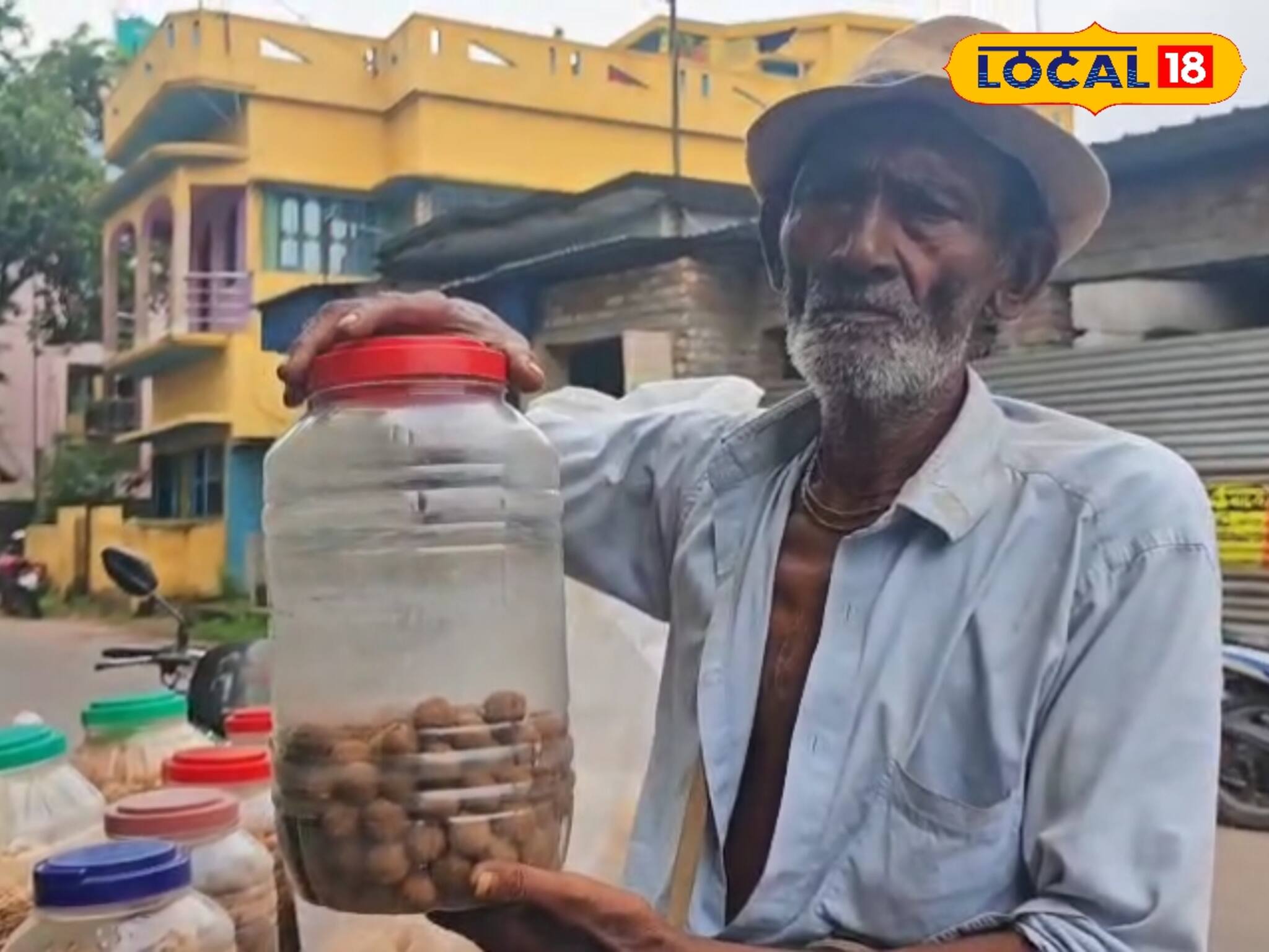যা নেবেন মাত্র ৫ টাকা! বিজয়ার মিষ্টির সাবেকি স্বাদ পেতে হলে যেতে হবে এখানে, কোথায় জানেন