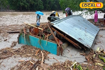 উত্তরবঙ্গে ভয়াবহ বিপর্যয়! দুর্যোগে বিধ্বস্ত পাহাড়ে মৃতের সংখ্যা বেড়ে ২০, চালু হেল্পলাইন উত্তরবঙ্গে ভয়াবহ বিপর্যয়! দুর্যোগে বিধ্বস্ত পাহাড়ে মৃতের সংখ্যা বেড়ে ২০, চালু হেল্পলাইন