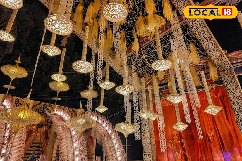 এদিন নদিয়ার কৃষ্ণনগরের ঐতিহ্যমন্ডিত প্রায় ১৭০ বছরের পুরনো বাঘাডাঙ্গা বারোয়ারির খুঁটিপুজো সম্পন্ন হল তার পাশাপাশি উন্মোচন করা হলো নতুন পূজা মন্ডপ থিমের।