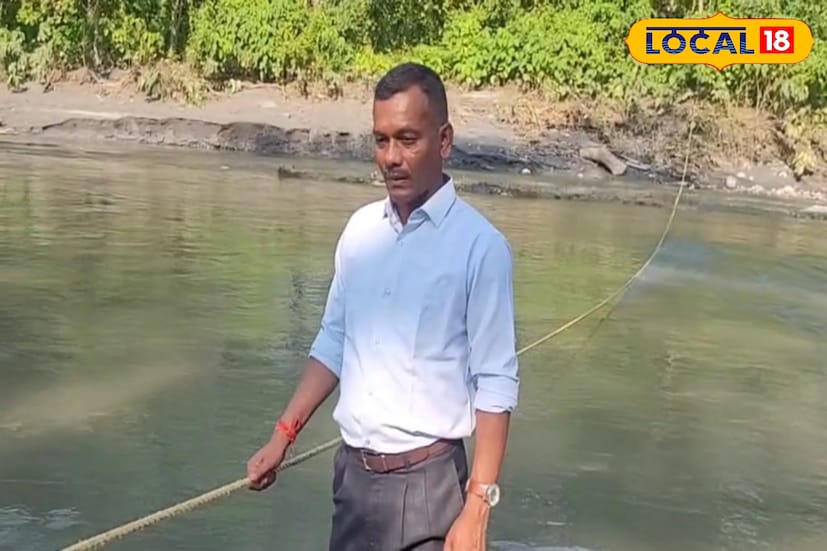 এদিন সেখানে গিয়েছিলেন সাংসদ মনোজ টিজ্ঞা। এবিষয়ে মনোজ টিজ্ঞা জানান, 