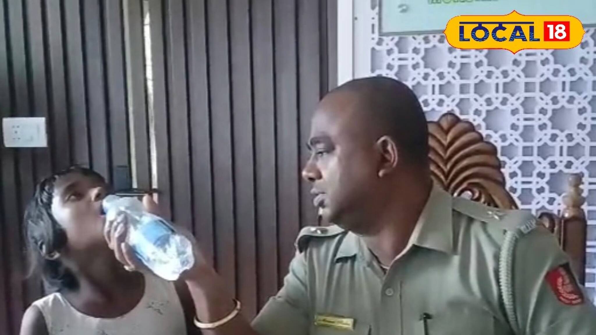 'মা শুধু দাদার পক্ষ নেয়, আমায় বকে', থানায় নিয়ে 'পুলিশকাকু'র কাছে অভিমান একরত্তির