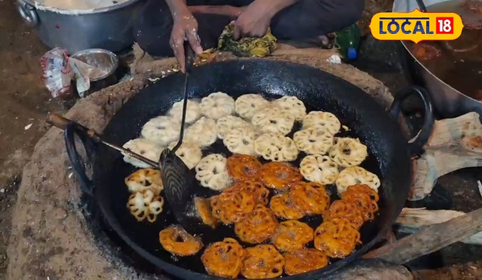 ঝাড়গ্রামের প্রত্যন্ত গ্রামে লক্ষ্মীপুজোয় জিলিপির মেলা! প্রায় ১৬০০ কুইণ্টাল জিলিপি বিক্রি