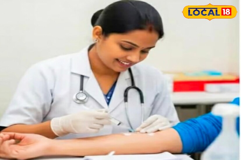 বেসরকারি হাসপাতালের ম্যানেজার মনিরুল ইসলাম জানান, চাকরি প্রার্থীদের শিক্ষাগত যোগ্যতার ক্ষেত্রে যেকোনো বিষয়ে স্নাতক থাকলেই হবে। যদিও রক্ত সংগ্রহকারী পদের জন্য আবেদনকারীর রক্ত সংগ্রহের অভিজ্ঞতা থাকতে হবে।(ছবি ও তথ্য: জিএম মোমিন)