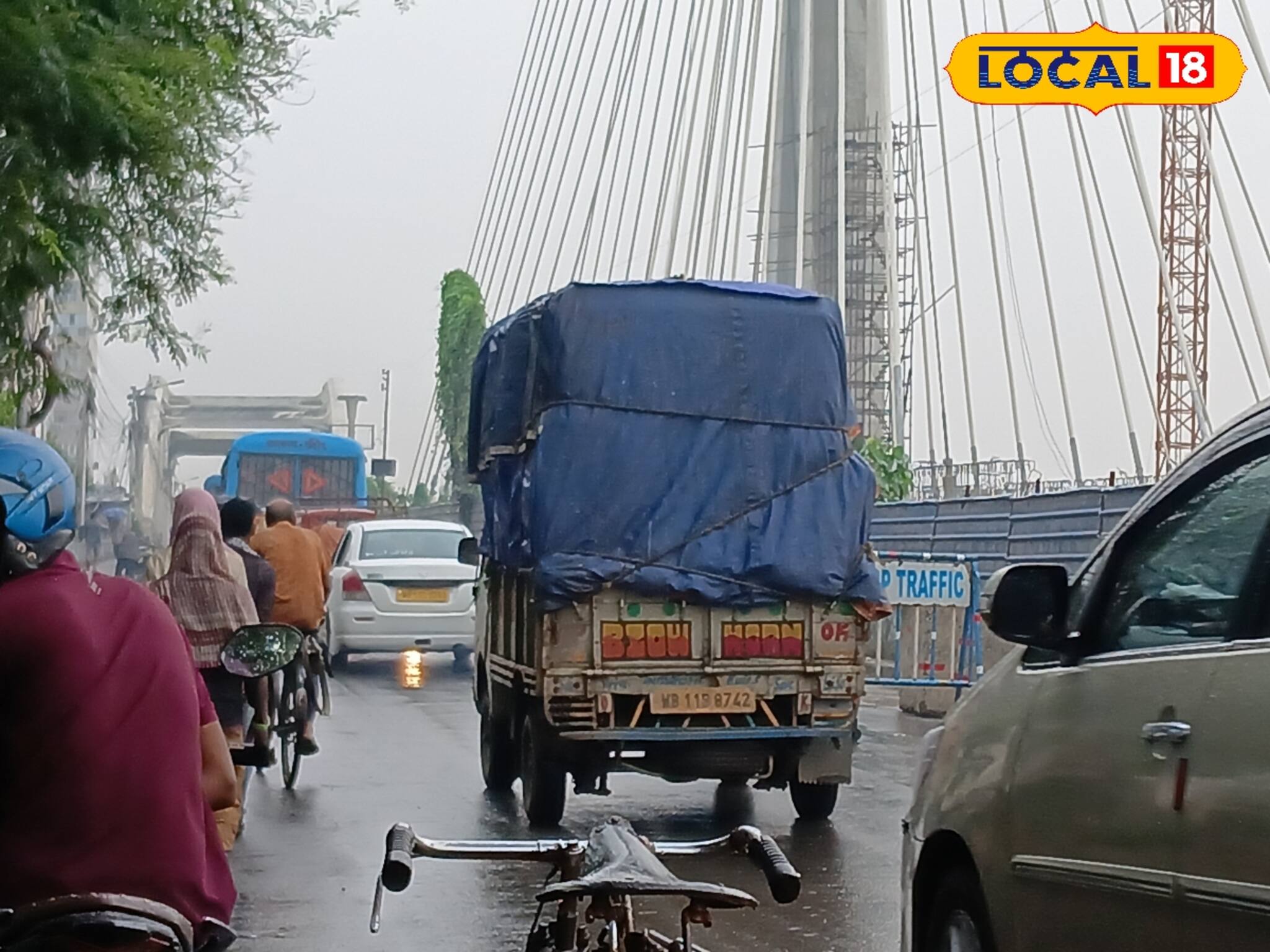 প্রাচীন বাঙালবাবু ব্রিজে ফাটল! অঘটন রুখতে তড়িঘড়ি ব্যবস্থা নিল রেল, ‌যান নিয়ন্ত্রণে তৎপর