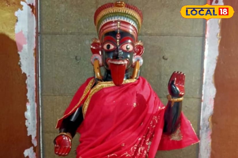 মন্দিরের পুরোহিত দেবাশীষ বন্দ্যোপাধ্যায় জানান, আরতি দেওয়ার পরে মন্দিরের দরজা বন্ধ করে মাকে শয়ন দেওয়া হয়। অন্যান্য কালী মন্দিরে কালীপুজোর দিন ধুম ধাম করে মা কালীর আরাধনা করা হলেও বীরভূমের এই মন্দির ব্যাতিক্রম। তবে কালীপুজো উপলক্ষে মাকে নতুন কাপড় পড়িয়ে ফুলের মালা দিয়ে সাজানো হয় প্রত্যেক বছর।