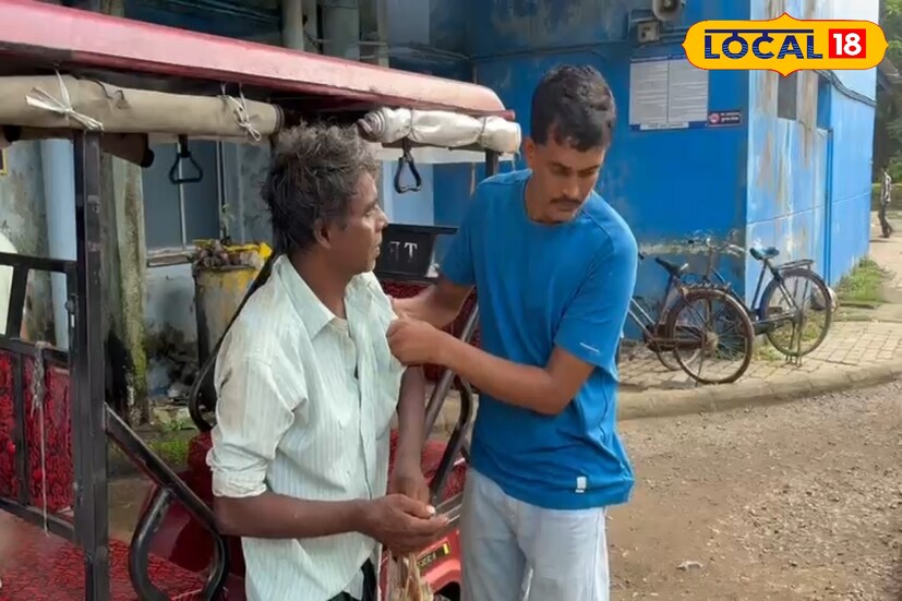 আহত ব্যক্তির নাম সুখেন বাদ্যকর (৫৫)। বীরভূমের দুবরাজপুর বিধানসভার পাঁচরা গ্রামের বাসিন্দা। চিকিৎসার উদ্দেশ্যে সিউড়ি আসেন তিনি। সিউড়ি বাসস্ট্যান্ডে নেমে একটি টোটো ধরেন এবং চালককে সিউড়ি সুপার স্পেশালিটি হাসপাতালে নিয়ে যেতে বলেন। অভিযোগ, চালক তাঁকে হাসপাতালের পরিবর্তে অন্যদিকে নিয়ে যাচ্ছিলন। আতঙ্কিত হয়ে সুখেনবাবু টোটো থেকে নামতে গেলে পড়ে গিয়ে হাত ও পায়ে গুরুতর আঘাত পান। তাঁর হাতের কনুইয়ের হাড় ভেঙে যায়।