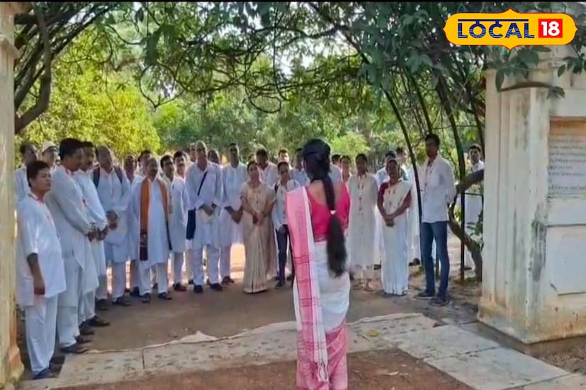 তবে এবার হেরিটেজ ওয়াক রবিবার সহ চারদিন শুরুর পরিকল্পনা নিচ্ছেন বিশ্ববিদ্যালয় কর্তৃপক্ষের। ফলে চারদিন ক্যাম্পাসে ঘুরে দেখতে পারবেন পর্যটকেরা। শিক্ষার মান বাড়াতেও নানান পদক্ষেপ গ্রহণ করা হয় বলে জানালেন উপাচার্য প্রবীরকুমার ঘোষ। স্থায়ী উপাচার্য হিসেবে যোগদানের ছমাস পর বিশ্ববিদ্যালয়ের কাজের অগ্রগতি প্রসঙ্গে সাংবাদিকদের মুখোমুখি হন তিনি।
