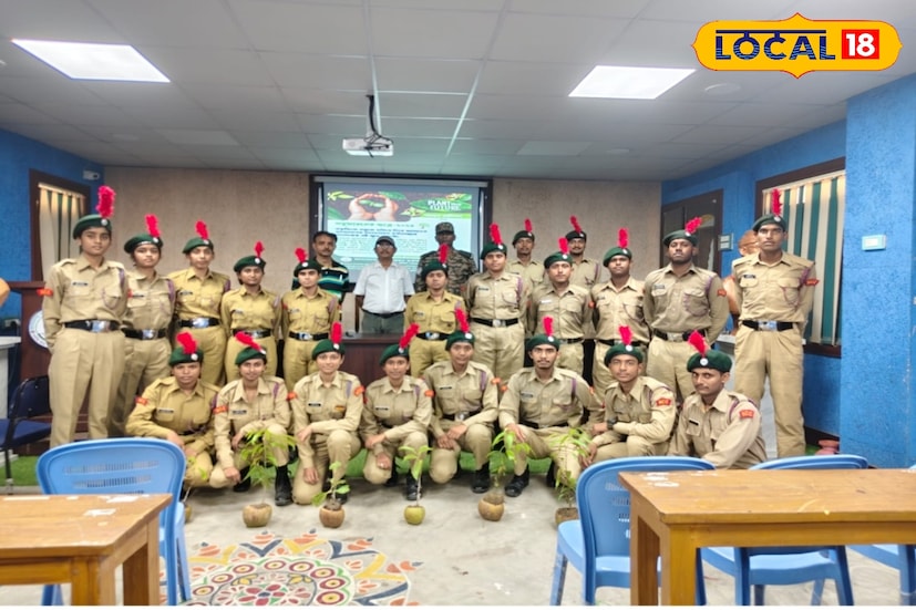 এই প্রসঙ্গে কলেজের অধ্যক্ষ ড: অশোক কুমার দাস জানান 