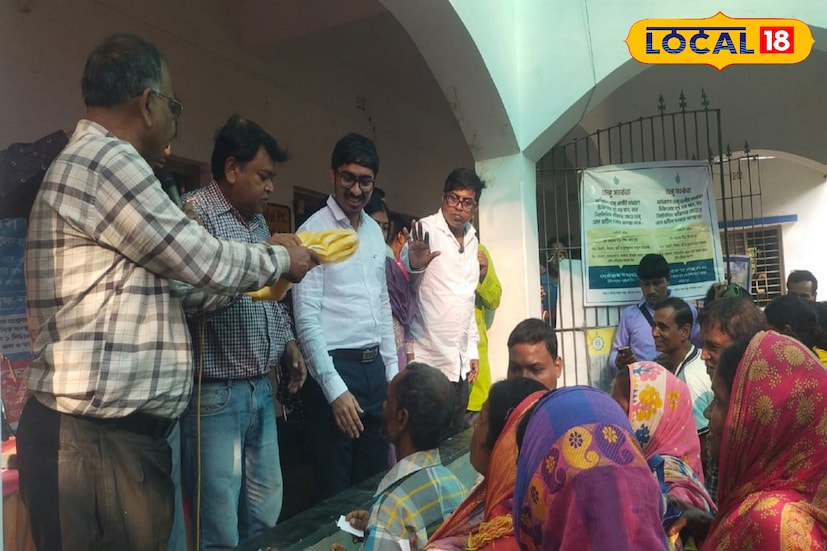 শিবিরে সাধারণ মানুষকে বিনামূল্যে মশারি ও তথ্যপত্র বিতরণ করা হয়। পাশাপাশি ডেঙ্গি প্রতিরোধে করণীয় বিষয়গুলো নিয়েও আলোচনা করা হয়।