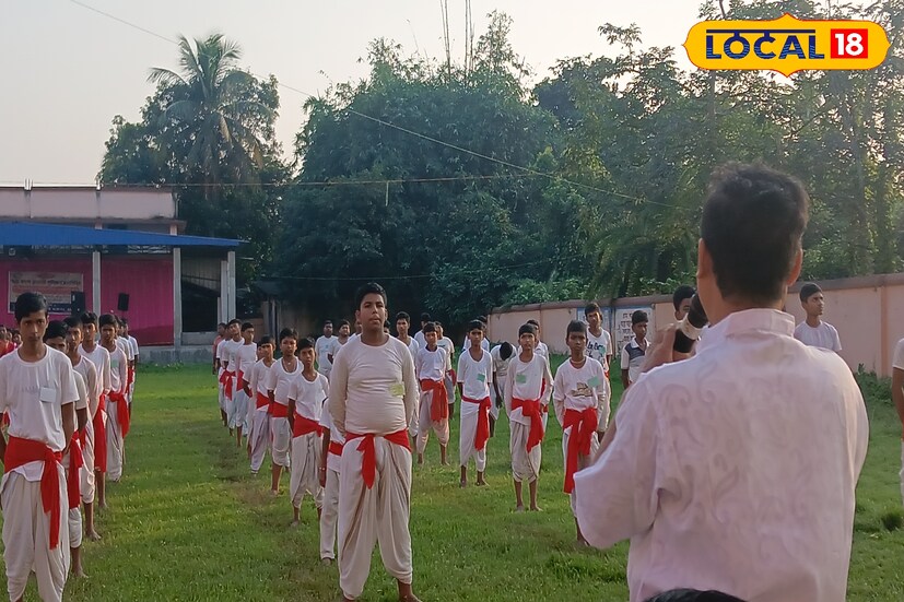 বিভিন্ন বাদ্য যন্ত্রের মাধ্যমে লোক গানও পরিবেশিত হয়। এতেই মনের বিকাশ ঘটে। এর ফলে ছাত্র-ছাত্রীরা মনের অবসাদ থেকে মুক্ত হতে পারে বলে জানালেন ব্রাহ্মণপাড়া চিন্তামণি ইনস্টিটিউশনের প্রধান শিক্ষক ডাঃ চিন্ময় কুমার।