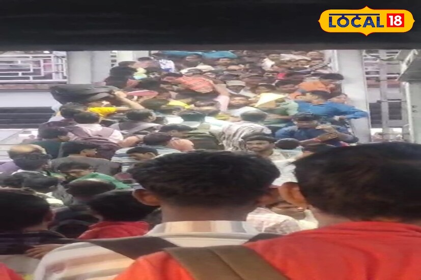 ২০১৯ সালের ৮ই নভেম্বর বর্ধমান স্টেশনে একইভাবে ঘটে পদপৃষ্টের ঘটনা। আহত হয়েছিলেন প্রায় ১০।দুর্ঘটনাটি ঘটেছিল সেই ৪ ও ৫ নম্বর প্ল্যাটফর্মের সিঁড়িতেই।৪ নম্বর প্ল্যাটফর্ম থেকে ছাড়ছিল পুরুলিয়া লোকাল। একইসময়ে ৫ নম্বর প্ল্যাটফর্মে ঢোকে পূর্বা এক্সপ্রেস। ট্রেন ধরার জন্য যাত্রীদের মধ্যে হুড়োহুড়ি,পদপিষ্ট হয় প্রায় ১০ জন।
