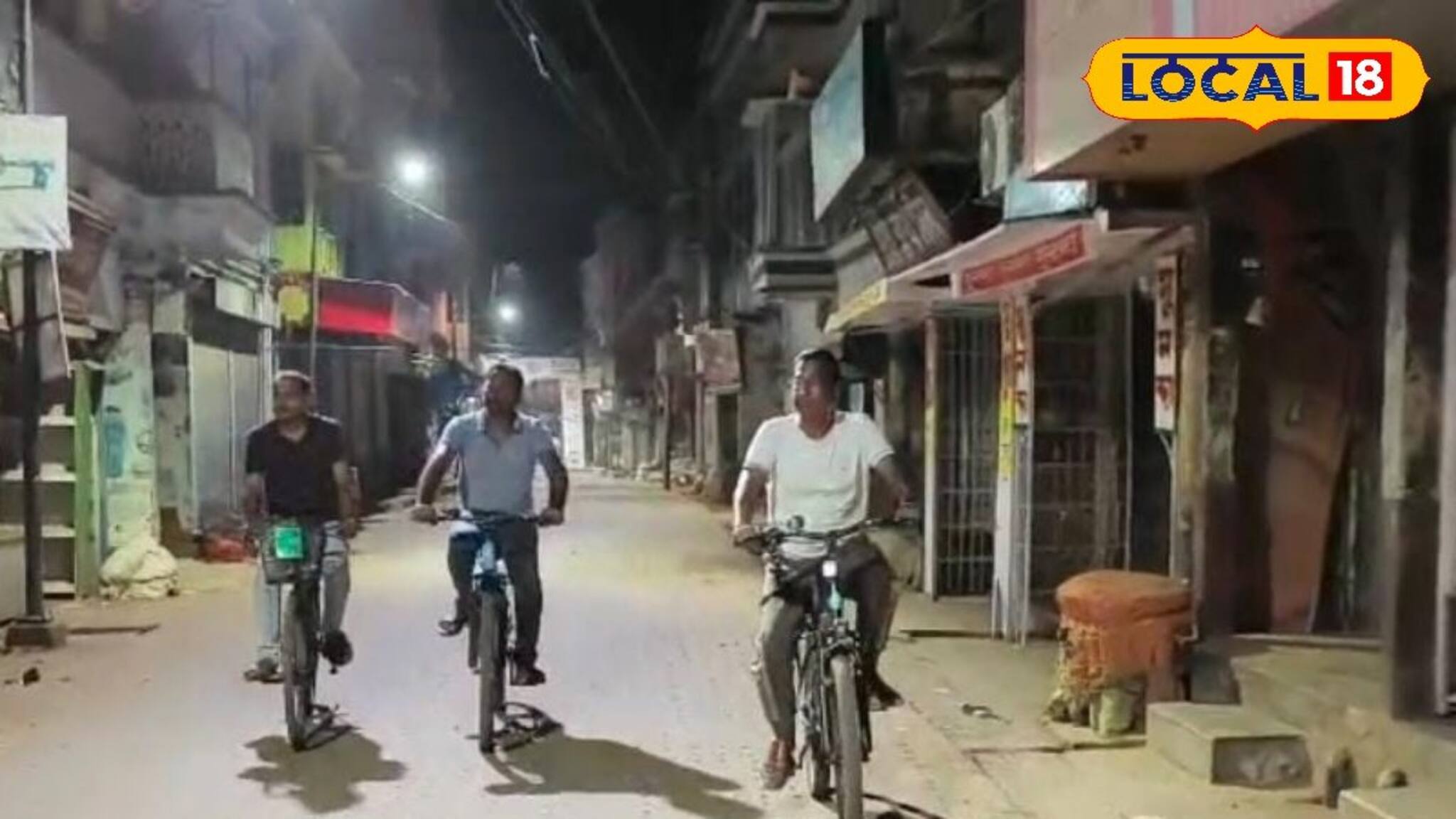 রাতের অন্ধকারে সাইকেল চালিয়ে ছুটে আসছেন কারা! বীরভূমে হঠাৎ হলটা কী ?