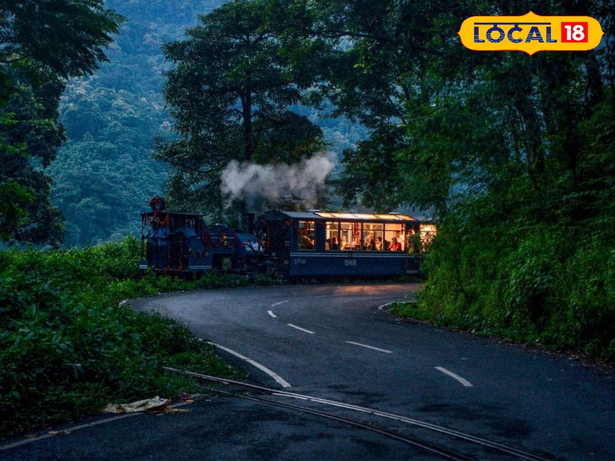 Darjeeling Toy Train: চাঁদের আলোয় ছুটবে ট্রেন! দার্জিলিং-হিমালয়ান রেলে ফিরছে মহারানির পালানোর গল্প, জানুন