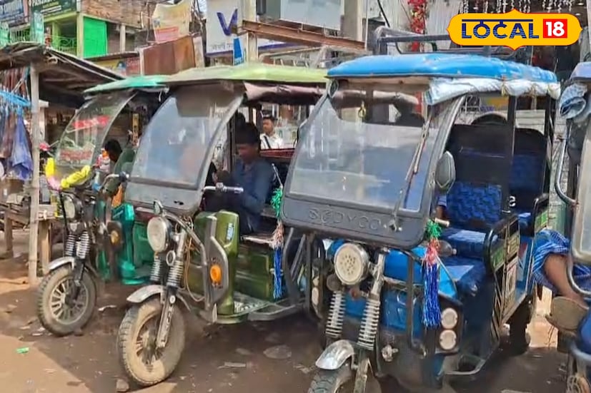 রেজিস্ট্রেশন প্রক্রিয়াটি সম্পূর্ণ অনলাইন। আবেদন করতে হবে পরিবহণ দফতরের নির্ধারিত ওয়েবসাইটে https://tten-wb.in/ আবেদন ফর্ম পূরণ করে প্রয়োজনীয় নথি আপলোড করলেই সম্পন্ন হবে রেজিস্ট্রেশন। 