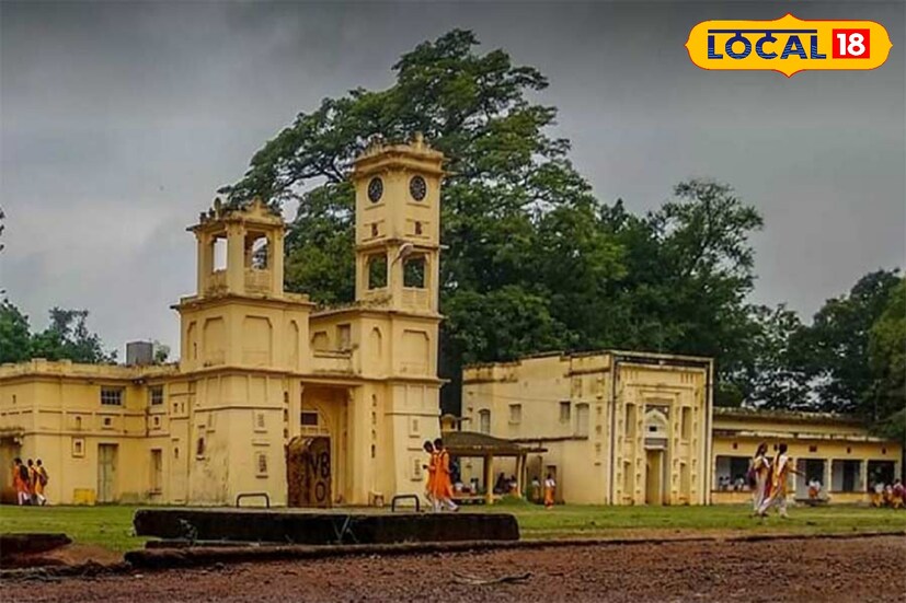 বিশ্বভারতীর একদম নিজস্ব পিয়ার্সন মেমোরিয়াল হাসপাতাল ও এন্ড্রুজ হাসপাতাল রয়েছে ৷ এই দু'টিতে আনুমানিক প্রায় ৮৫ লক্ষ টাকার যন্ত্রাংশ কেনা হয়েছে। তবে তৎকালীন উপাচার্য বিদ্যুৎ চক্রবর্তীর সময়কালে এই দু'টি হাসপাতালে প্রাক্তনী ও অবসরপ্রাপ্তদের চিকিৎসা বন্ধ করে দেওয়া হয়েছিল। তা পুনরায় আবার চালু করা হচ্ছে। একটি কমিটিও গঠন করা হয়েছে এই মর্মে।