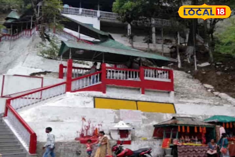 তবে সময় বদলেছে। একসময় এখানে বলি প্রথা ছিল এই পুজোর অন্যতম আচার, কিন্তু ২০২৩ সাল থেকে সেই প্রথা বন্ধ করে দিয়েছে মন্দির কর্তৃপক্ষ। এখন মায়ের চরণে অর্পিত হয় চালকুমড়ো, ফল, ও শাকসবজি—ভক্তির রূপ বদলেছে, কিন্তু আস্থা আজও অটুট।