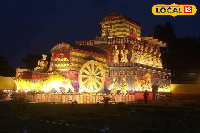 এবছর থিম ও সৃজনশীলতার সমন্বয় সত্যিই চমকপ্রদ।” শিলিগুড়ির কালীপুজো ২০২৫ কেবল ভক্তির উৎসব নয়, এটি স্থানীয় শিল্প ও ক্লাবগুলোর প্রতিভার স্বীকৃতি ও সৃজনশীলতার এক উজ্জ্বল মঞ্চ হয়ে উঠেছে। ছবি ও তথ্য : ঋত্বিক ভট্টাচার্য