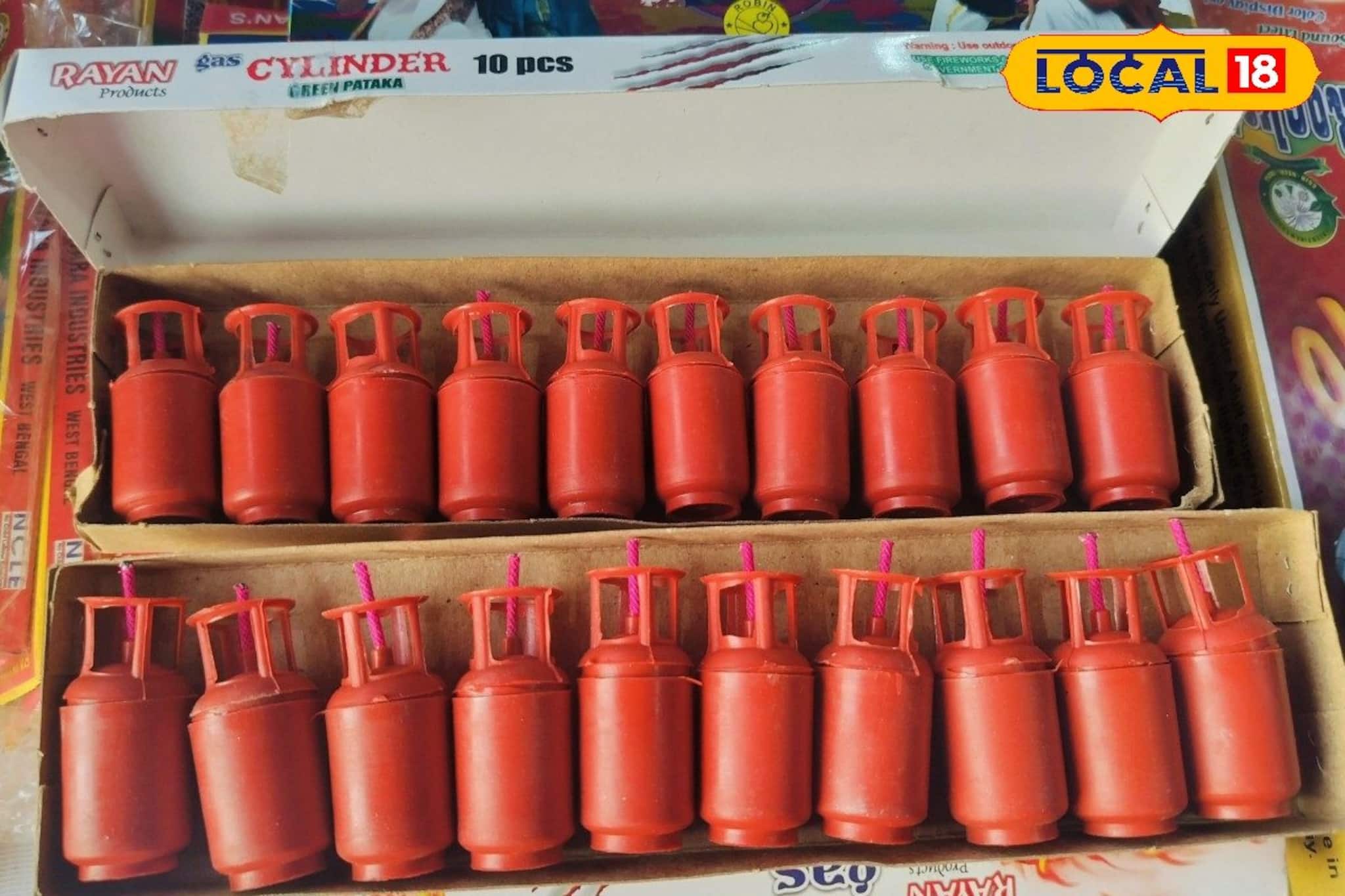 ব্লাস্ট হচ্ছে সিলিন্ডার! কারো কোনও ভ্রূক্ষেপ নেই! বালুরঘাটে দীপাবলীর আগে হচ্ছেটা কী