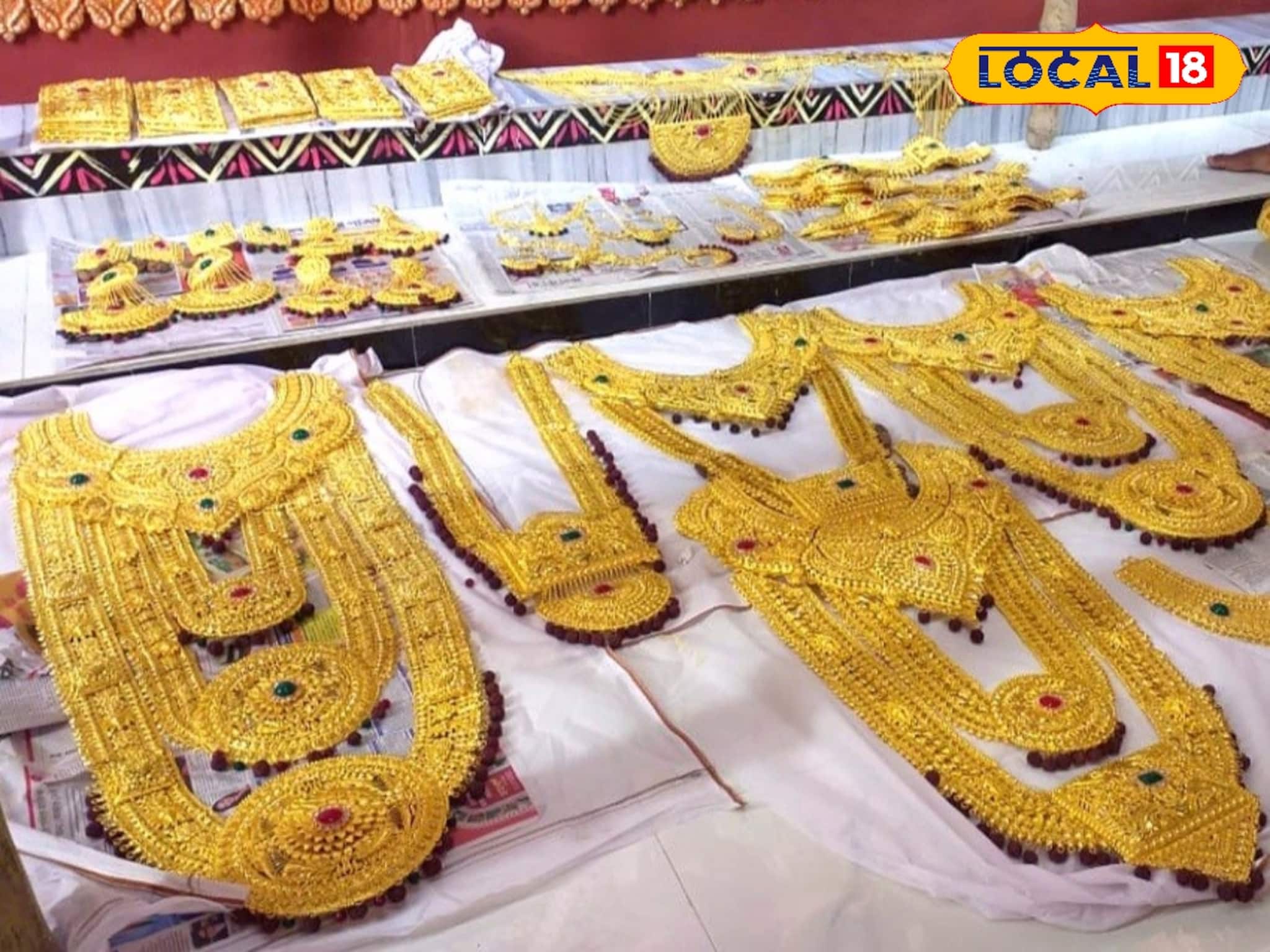 Kali Puja 2025: ৭০ কোটি টাকার সোনার গয়নায় সাজছেন নৈহাটির কালী প্রতিমা, ভক্তদের মধ্যে উত্তেজনা তুঙ্গে