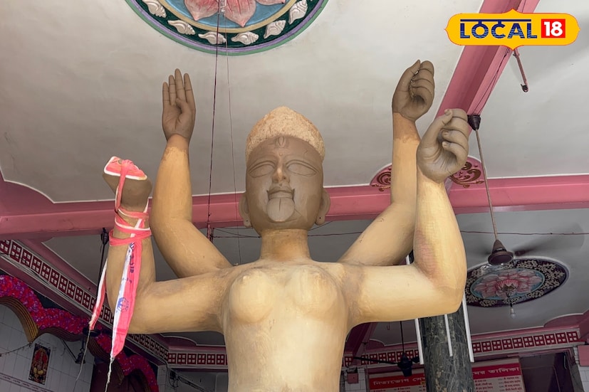 ওইদিনই অর্থাৎ সোমবার দুপুর ১টার পর মায়ের শাঁখা পড়ানো হবে। সন্ধ্যা ৬ টার পর মায়ের সন্ধ্যারতি, রাত ৯টার পর মায়ের মহাপুজোর ঘটস্থাপন, মাতৃপুজো, বলিদান এবং ভোগ-প্রসাদ বিতরণ-সহ পুজোর প্রধান সংস্থান সম্পন্ন হবে। এছাড়াও হবে পুষ্পাঞ্জলি এবং পুজো শেষে প্রসাদ বিতরণ। এই পুজো দেখতে দূর দূরান্ত থেকে ভিড় জমান কয়েক হাজার ভক্ত। কড়া পুলিশি নিরাপত্তায় সম্পন্ন হয় এই পুজো। 
