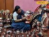 কাঁসারিপাড়ার পালিশঘরে ব্যস্ততা তুঙ্গে! বাবাকে সাহায্য করতে শ্বশুরবাড়ি থেকে চলে আসেন মেয়ে
