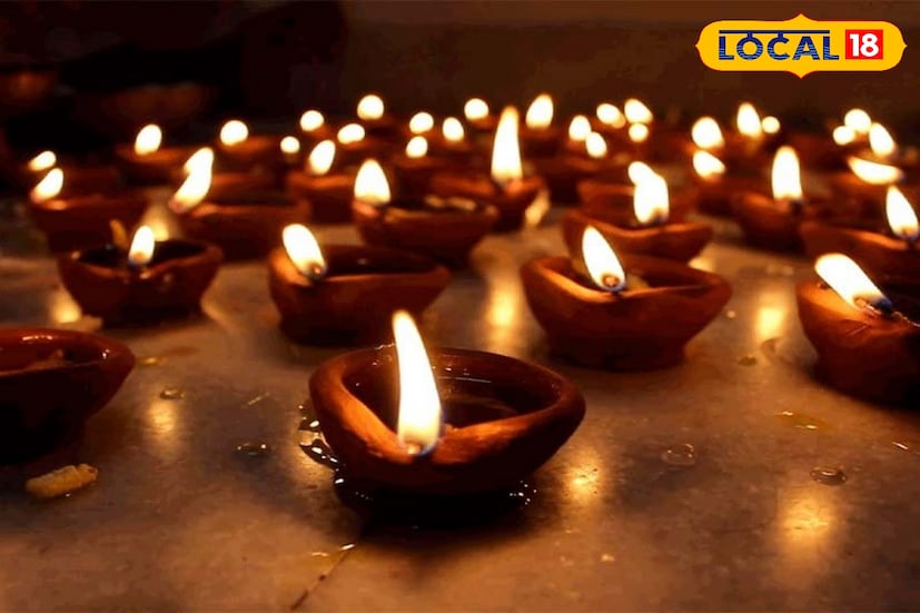 *রান্নাঘর বা উনুনের কাছে: ঘরের রান্নাঘরে বা মাটির উনুন থাকলে সেখানে একটি প্রদীপ দেওয়া হয়। এটি অন্নপূর্ণা দেবীর আশীর্বাদ লাভের জন্য এবং গৃহে খাদ্যের অভাব দূর করার প্রতীক।