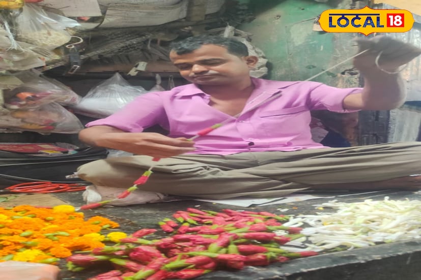তমলুকের এক ফুল ব্যবসায়ী চন্দন সাউ বলেন, প্রতিবছরের মত এবারও জবা ফুলের চাহিদা ভালই রয়েছে। তবে জবার দাম স্বাভাবিকের চেয়ে অনেকটাই বেশি। ১০০০ টাকায় প্যাকেট কিনছি। সারা বাংলা ফুল চাষী ও ফুল ব্যবসায়ী সমিতির সাধারণ সম্পাদক নারায়ণ চন্দ্র নায়কের বক্তব্য, চাহিদার সুযোগ নিচ্ছেন কিছু অসাধু ব্যবসায়ী। চাষিরা লাভ না পেলেও তারা বাজারে দাম বাড়িয়ে দিচ্ছেন। (ছবি ও তথ্য সৈকত শী)