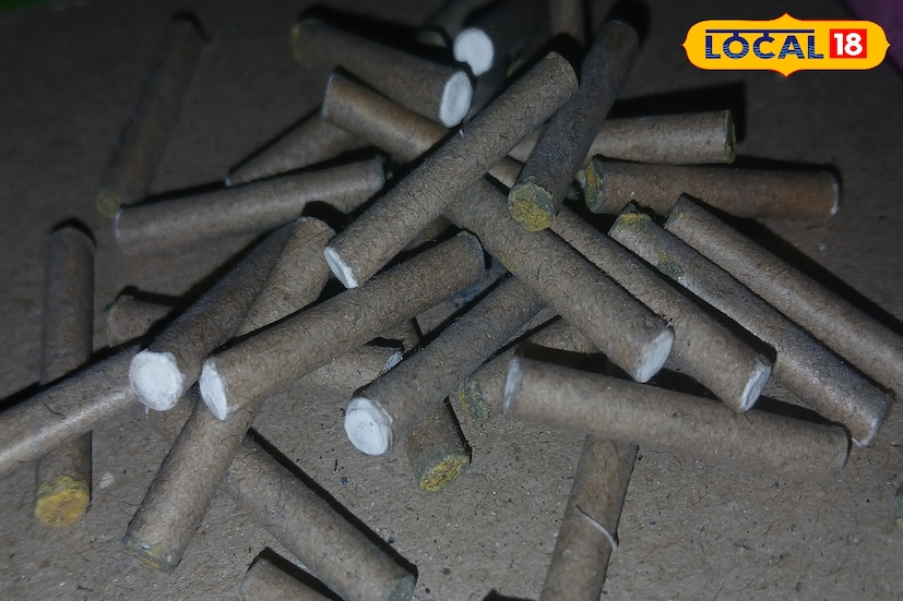 বাজির হাট-বাজার থেকে পাড়ার অলিগুলি আগুন দারুন চাহিদার সঙ্গে বিক্রি হচ্ছে কলমের শিষের ন্যায় সরু এক ইঞ্চির বাজি। ক্ষুদ্র এই বাজি জ্বালিয়ে আনন্দ অনেক, দামও খুবই কম। ফলে গ্রামাঞ্চলে এর চাহিদা প্রচুর। এই বাজির দাপটে লঙ্কা পটকার বাজার মন্দা।