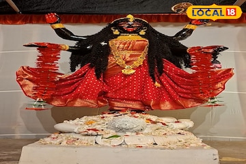 বড়মা, বামা কালী থেকে ইন্ডিয়ান আর্মি! কালীপুজোয় উত্তরে থিমের ছড়াছড়ি, এক ক্লিকে দেখুন বড়মা, বামা কালী থেকে ইন্ডিয়ান আর্মি! কালীপুজোয় উত্তরে থিমের ছড়াছড়ি, এক ক্লিকে দেখুন