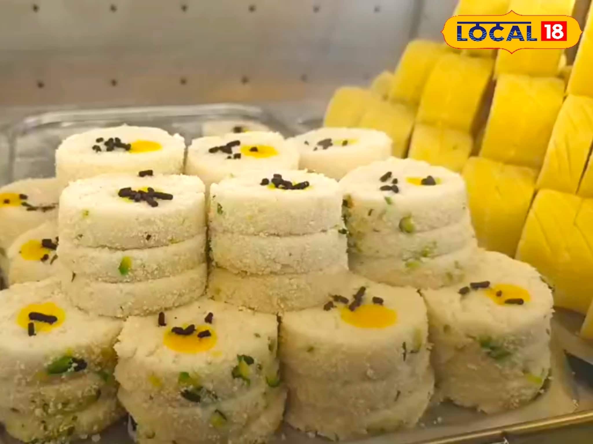 Bengali Sweets for Bhaiphonta 2025: জলভরা-কাজু বরফি তো ছিলই, ভাইফোঁটায় এবার কী কী নতুন মিষ্টি বাজার কাঁপাচ্ছে? কেনার আগে জানুন