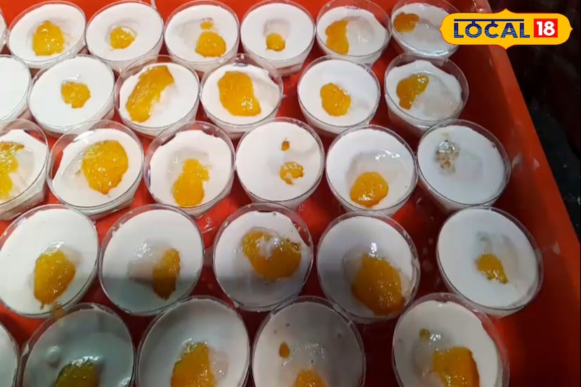 সব মিলিয়ে বলা যায়, ভাইফোঁটার আগেই শান্তিপুরের মিষ্টির বাজার এখন তুঙ্গে, আর সেই বাজারের মিষ্টি আলোচনার কেন্দ্রবিন্দুতে নিঃসন্দেহে রয়েছে এই মিষ্টান্ন ভান্ডার।