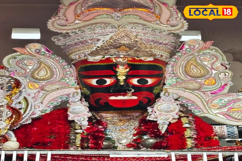 প্রায় ৭০০ বছর আগে কেতুগ্রামের বহুলা পীঠ থেকে ভৃগুরাম এসেছিলেন এই এলাকায়। গ্রামে সকলের কাছে এই ভৃগুরামের পরিচয় ছিল বুড়োগোঁসাই নামে। বর্তমানে ওই ভৃগুরামের বংশধররাই এই পুজো করে আসছেন । পুজোর বিশেষ কিছু নিয়ম রীতিও রয়েছে। ঘট অন্য জায়গা থেকে আনা হয় না। ঘট এখানেই তৈরি করা হয়। সেই ঘট পুজোর পরে সারা বছর পুজো করা হয় । মায়ের ভোগে মাছ দেওয়া হয়। তান্ত্রিক মতে হয় মায়ের পুজো । পরিবারের বয়স্ক মানুষরা আগে পুজো করেন তারপর অন্যান্যরা করতে পারেন । এই রকম ছোট ছোট আরও বেশ কিছু নিয়ম রয়েছে।তথ্য ও ছবি: বনোয়ারীলাল চৌধুরী