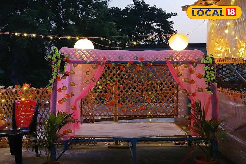 যদি শহরের কোলাহল থেকে দূরে যেতে চান কিন্তু বেশি দূর না যেতে চান না তাহলে এ.কে ক্যাফে হতে পারে আপনার জন্য এক আদর্শ জায়গা। বর্ধমানের নবাবহাট বাস স্ট্যান্ড থেকে ১১৪ নম্বর জাতীয় সড়ক ধরে ১০৮ মন্দির কিছুটা পার করে একটু গেলেই বাঁদিকে পড়বে এ.কে ক্যাফে।
