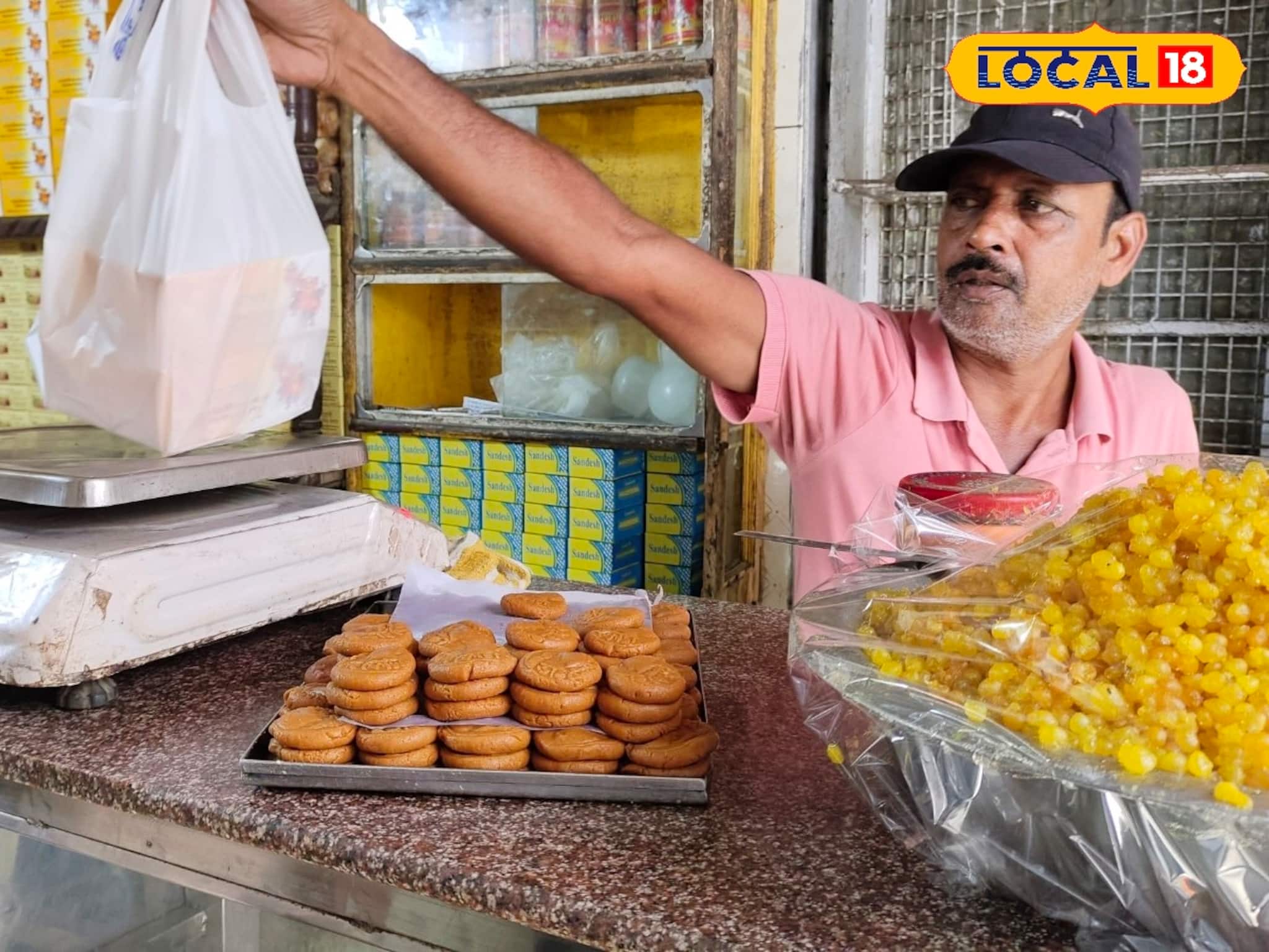 ভাইফোঁটায় হিট 'আবার খাবো'! মালদহে বাজার গরম, ৬ থেকে ৩০ হরেক রকম মিষ্টি