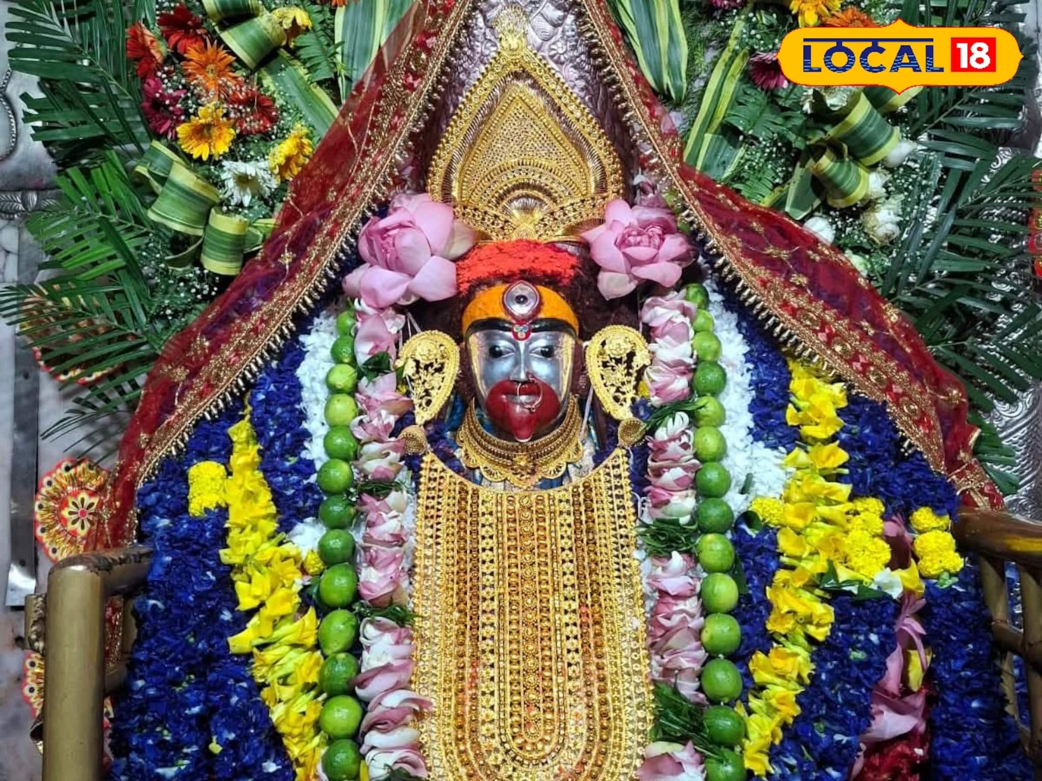Tarapith: ‘রাখা থাকে গোপন জায়গায়...’, বিভিন্ন তিথিতে মা তারাকে সাজিয়ে তোলা হয় সোনার অলংকার দিয়ে! জানেন সেগুলি কোথায় থাকে?