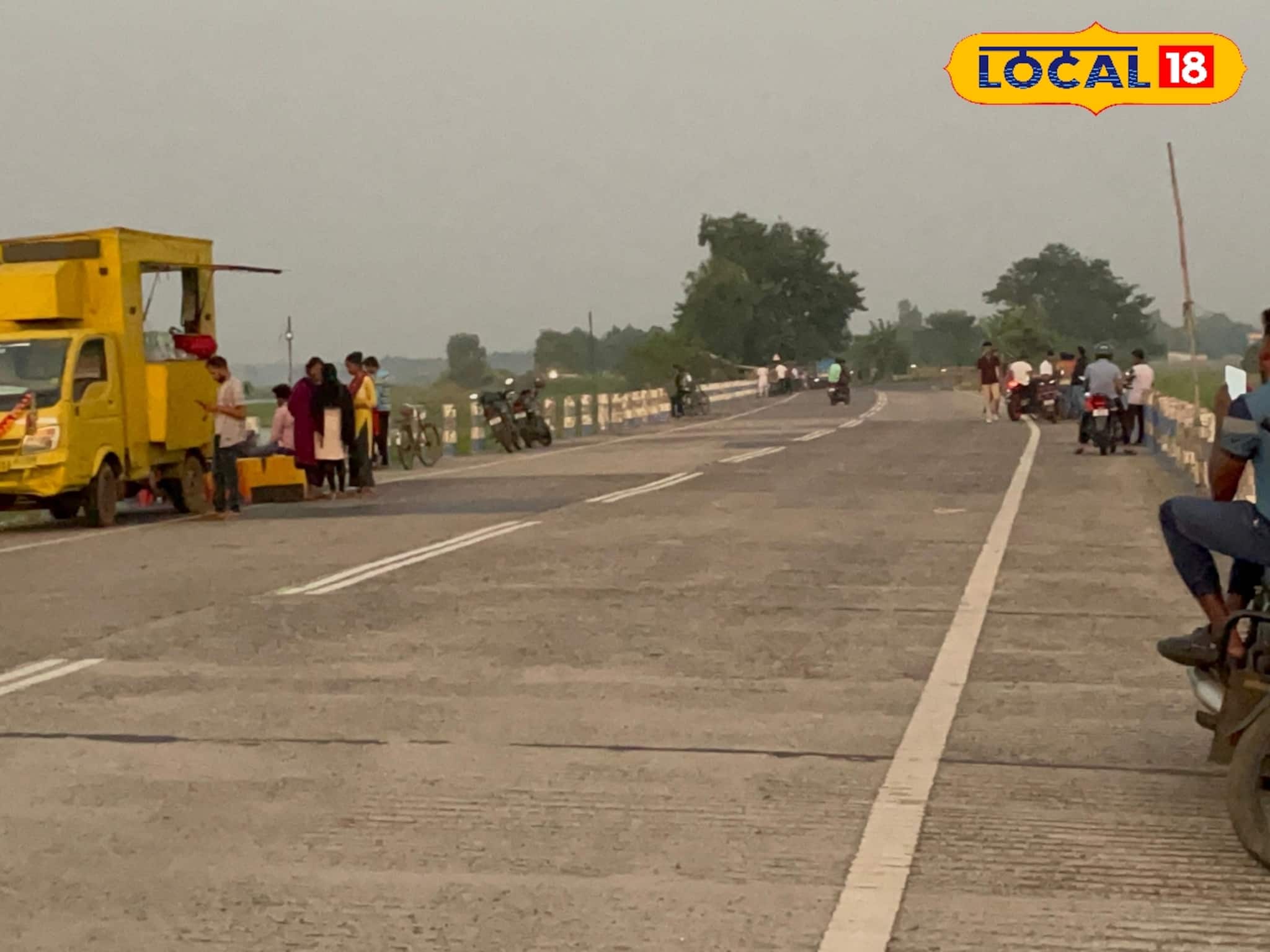 West Bengal Tourism: দূর দূরান্ত থেকে মানুষ আসেন শুধু সূর্যাস্ত দেখতে, বাংলার এই 'অনামী' স্পট এখন পর্যটকদের 'হটফেভারিট'!