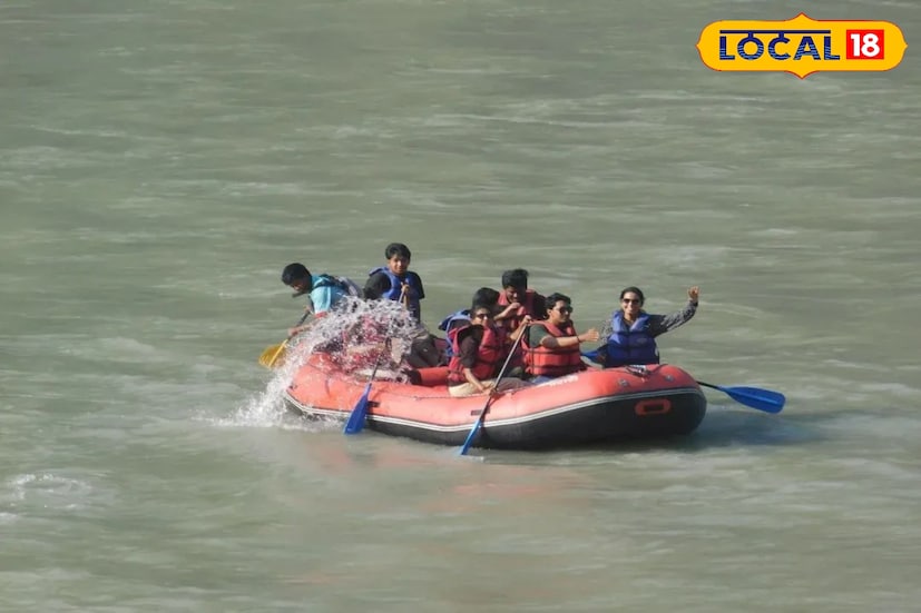 পর্যটন দপ্তরের তরফে জানানো হয়েছে, র&#x200d;্যাফটিং শুরু হওয়ায় স্থানীয়দের আয়ও বাড়বে। গাইড, বোট চালক থেকে শুরু করে লজ ও রেস্তরাঁ মালিক—সবাই আশাবাদী, এবার শীতের মরশুমে তিস্তায় র&#x200d;্যাফটিং ঘিরে আবার জমজমাট হয়ে উঠবে পাহাড়ের পর্যটন। ছবি ও তথ্য : ঋত্বিক ভট্টাচার্য
