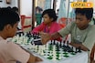 এক চালেই বাজিমাত! দাবার চাল না জানলে জেনে নিন কৌশল   