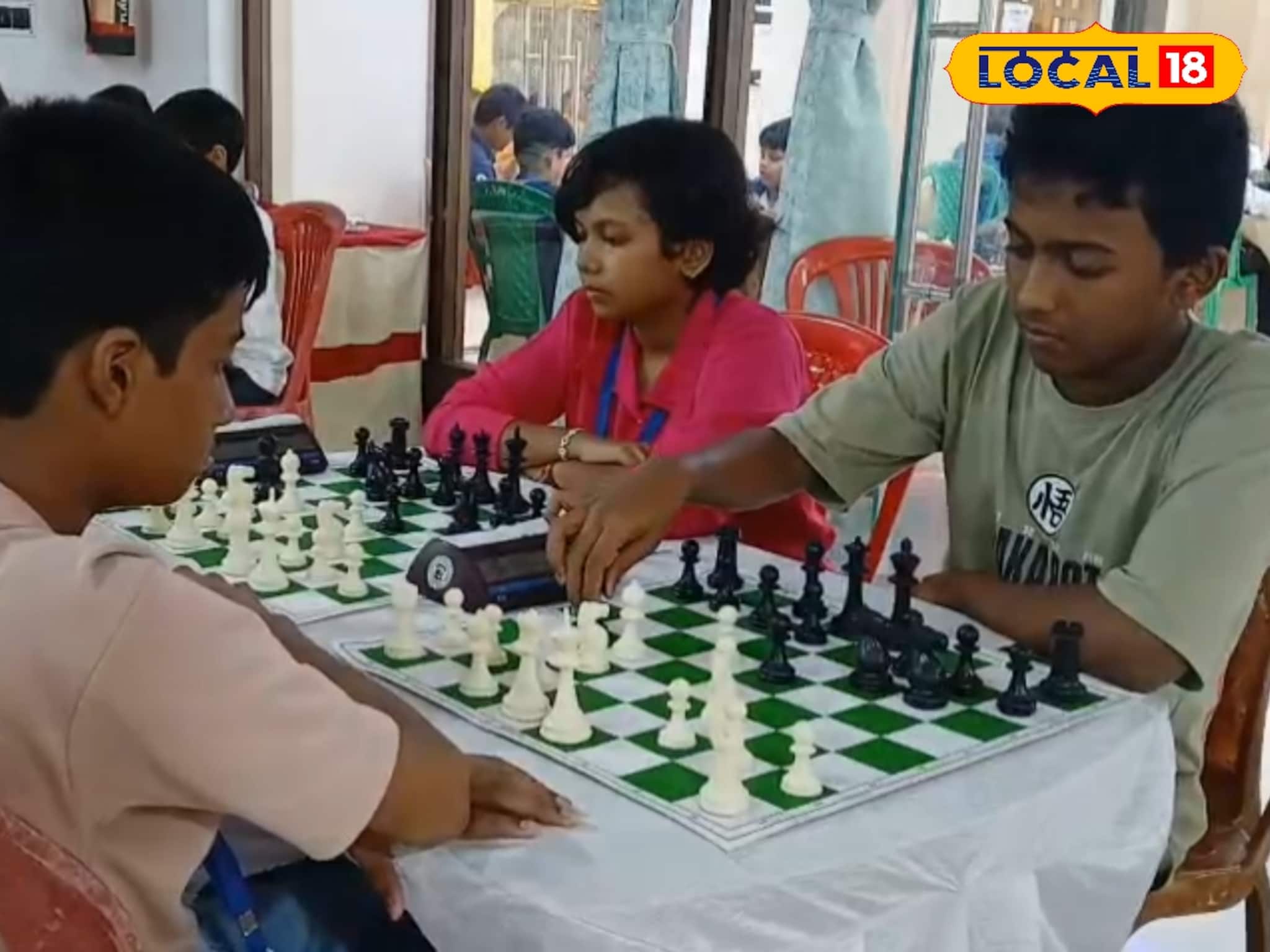 এক চালেই বাজিমাত! দাবার চাল না জানলে জেনে নিন কৌশল   